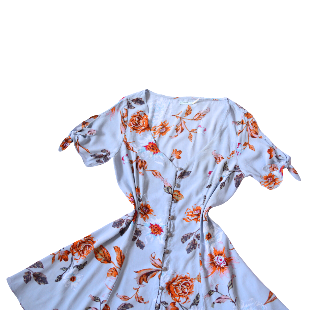 Vestido azul cielo floral