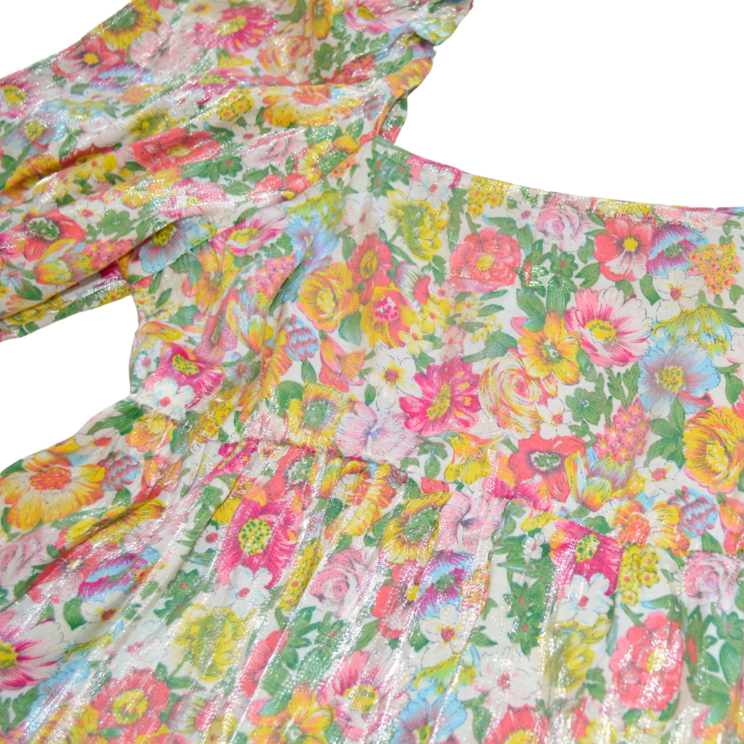 Vestido de flores con bolsas