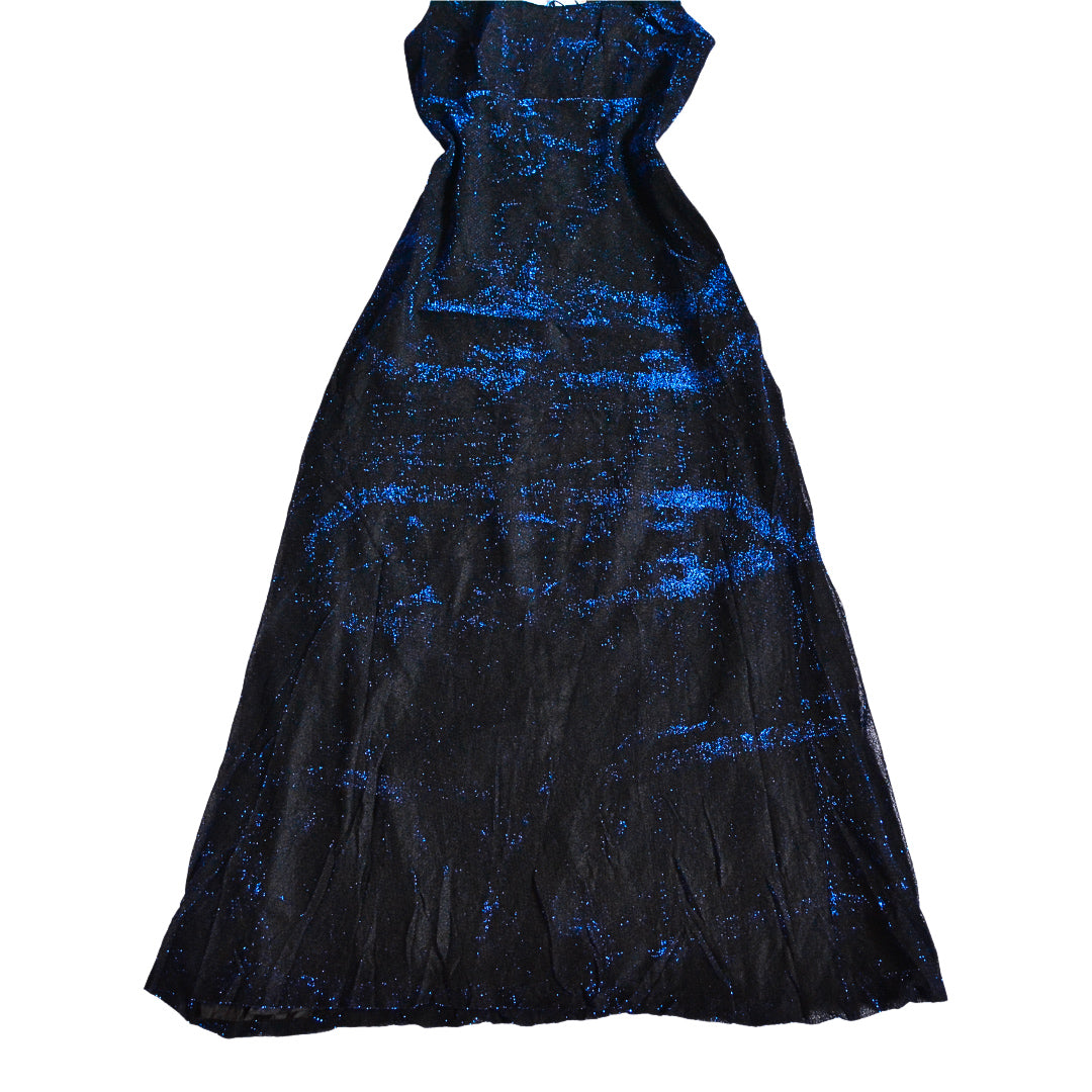 Vestido azul metálico con escote cruzado