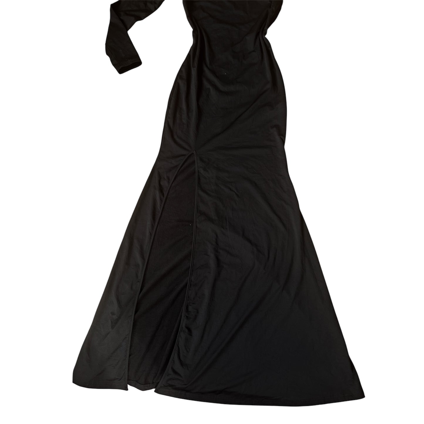 Vestido negro largo asimétrico