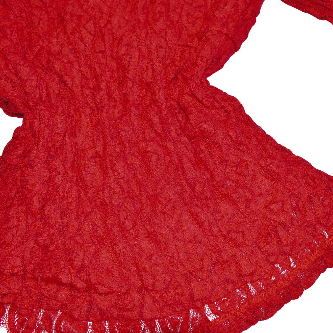 Blusa roja encaje