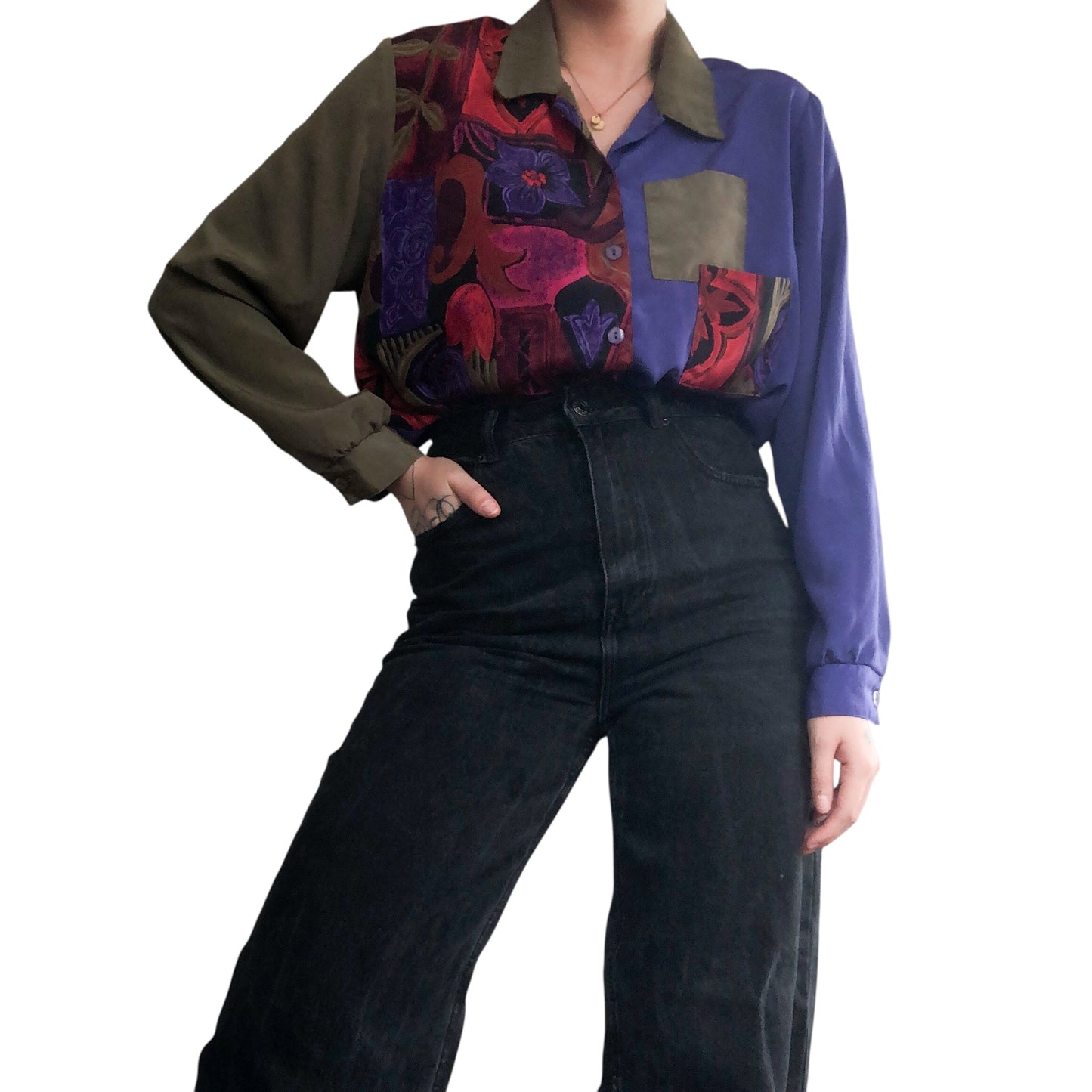 Blusa bicolor con bolsas