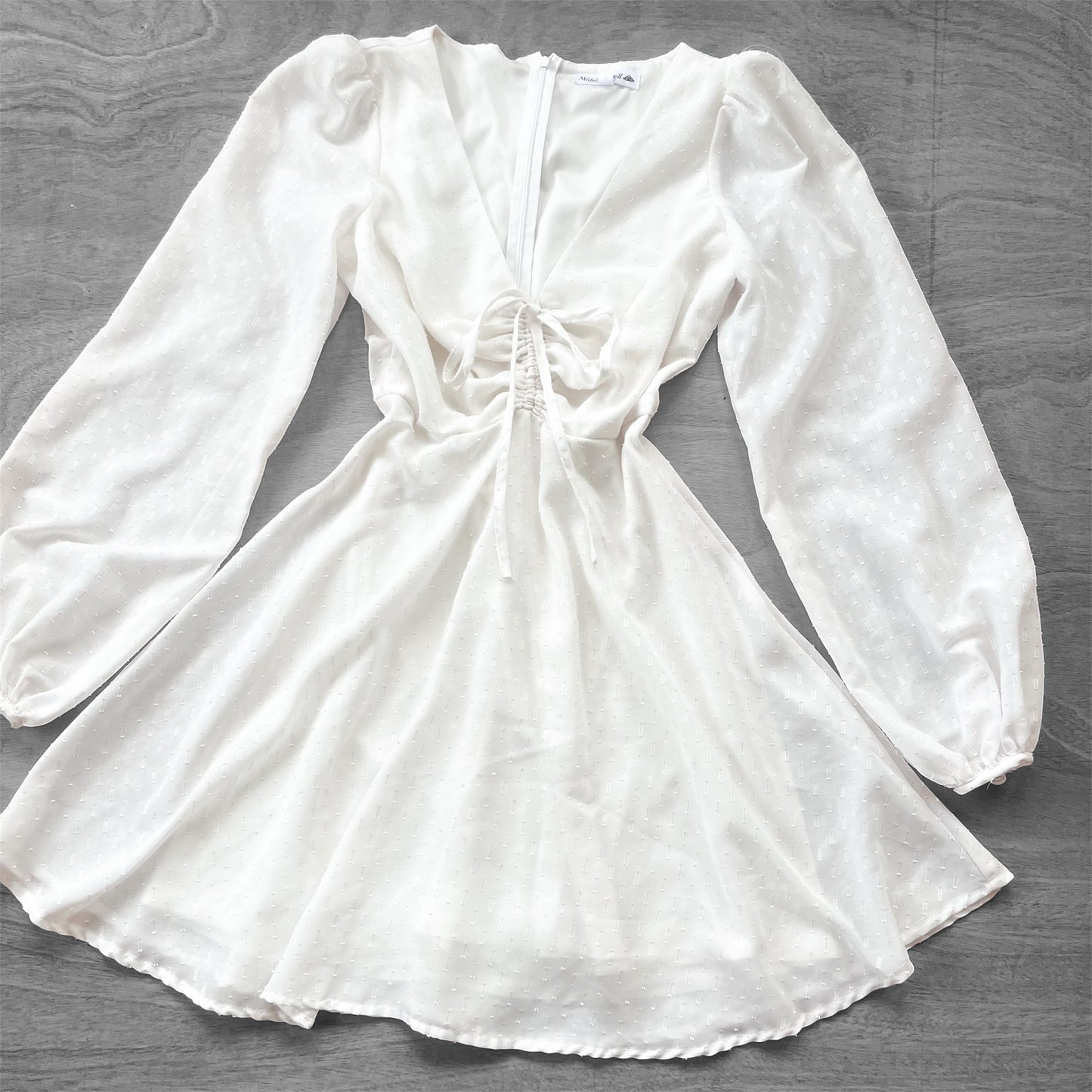 Vestido blanco gasa con escote fruncido