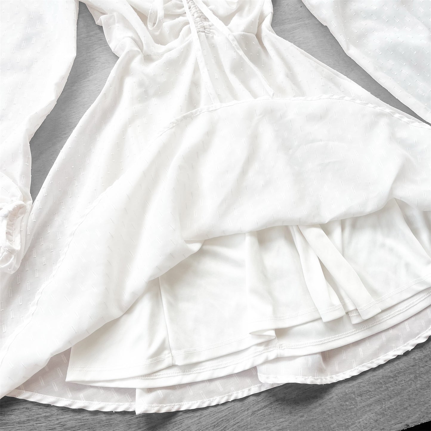 Vestido blanco gasa con escote fruncido