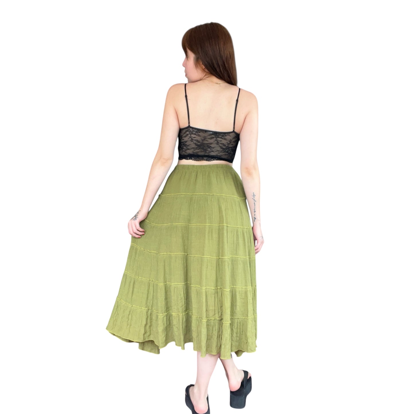Falda verde larga escalonada