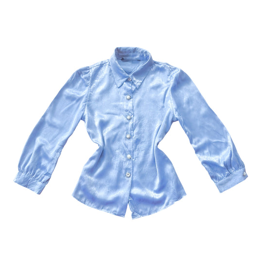Blusa azul con botones perla