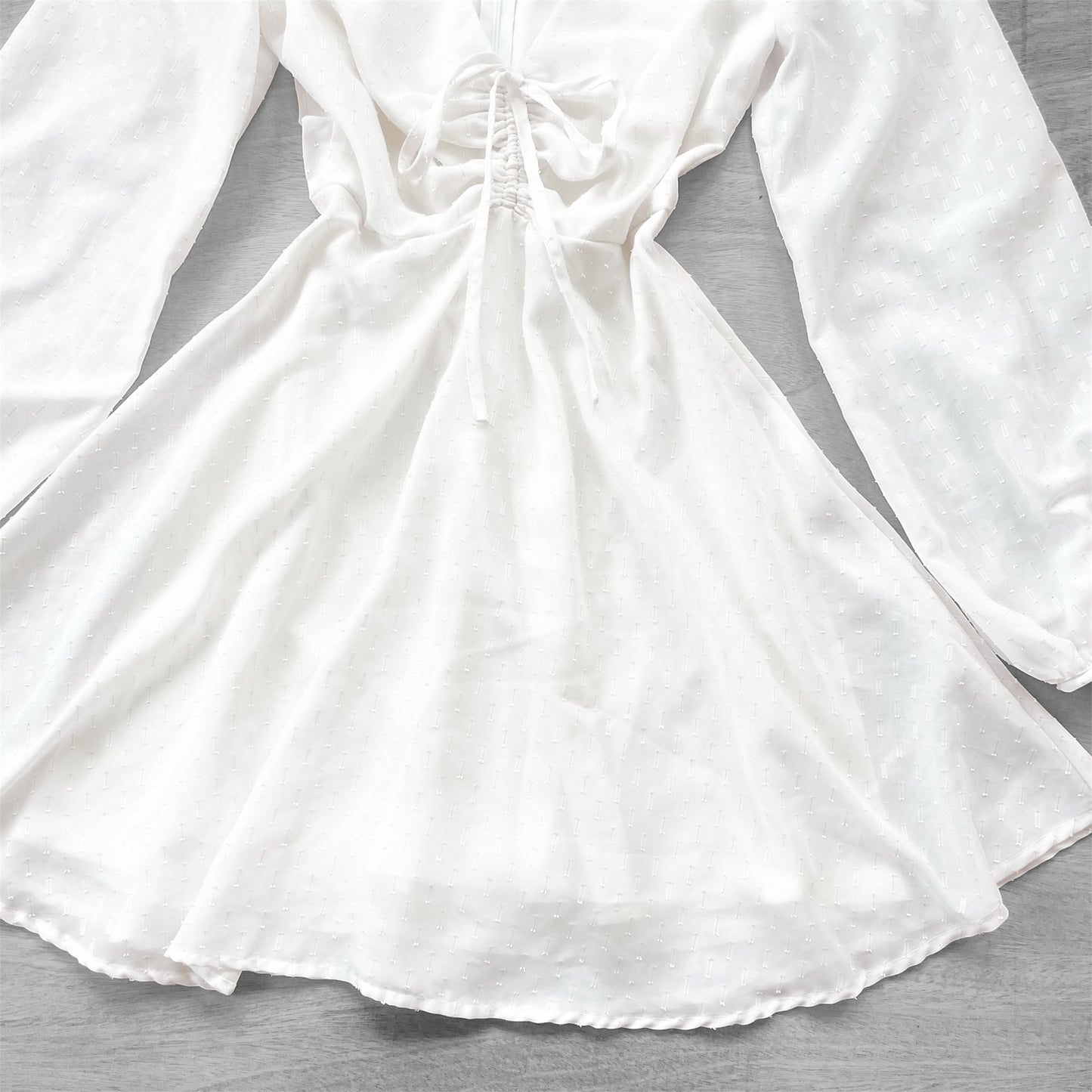 Vestido blanco gasa con escote fruncido