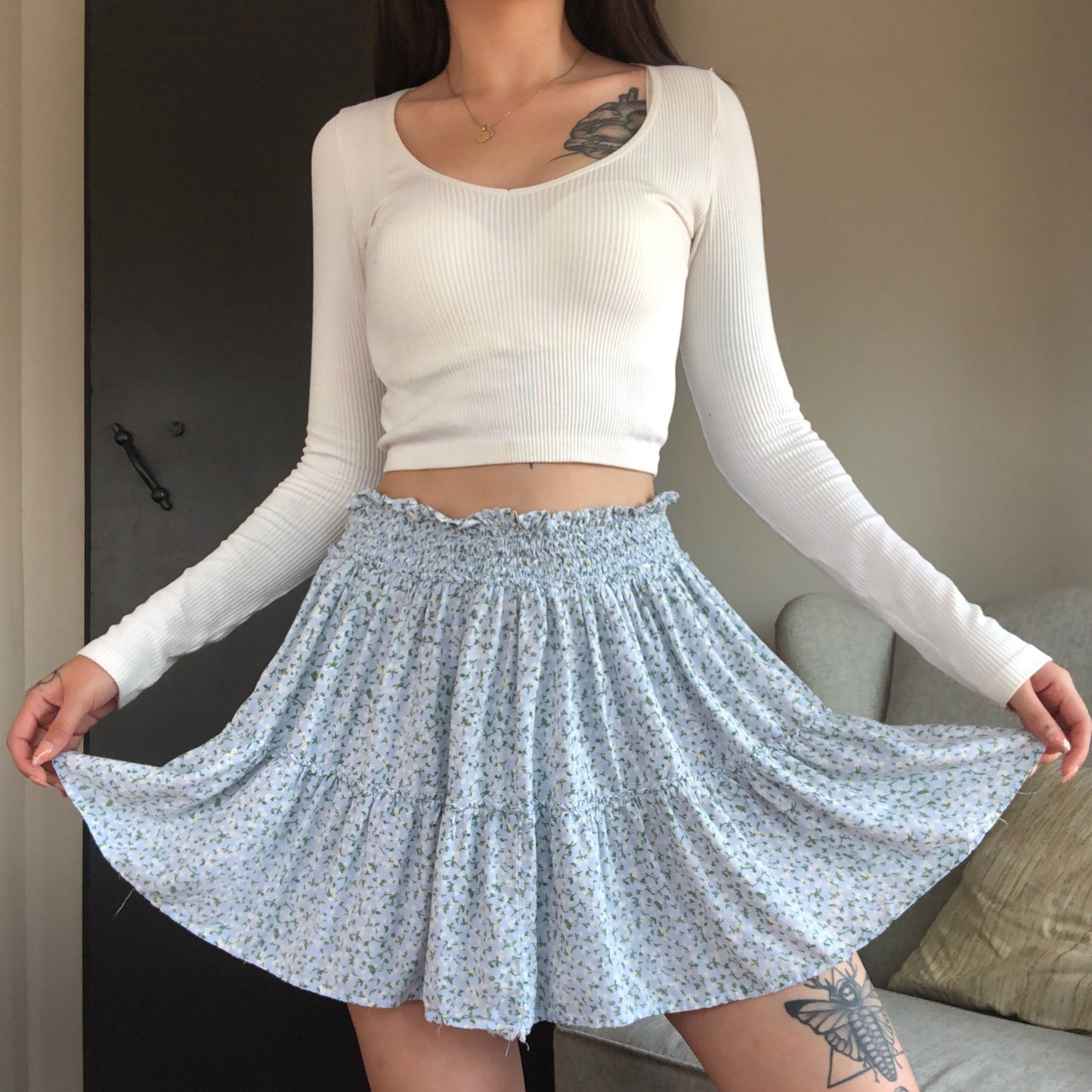 Falda azul cielo floral