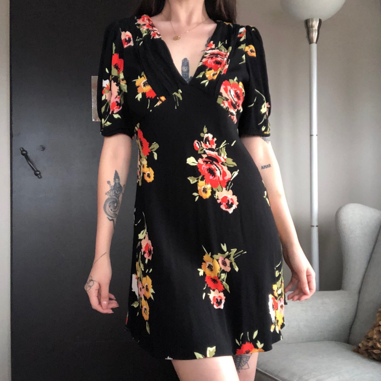 Vestido negro floral