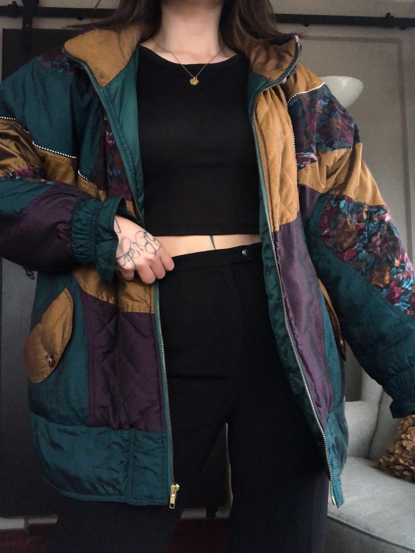 Chamarra 80s bomber patchwok floral